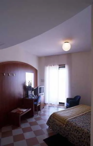 Hotel Torremaura Milano Marittima 4*,