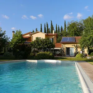 https://il-crinale.it-tuscanyhotel.com